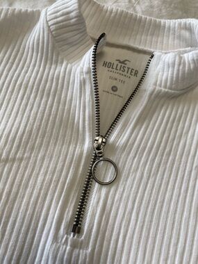 Hollister White Ribbed Half-Zip Long sleeve